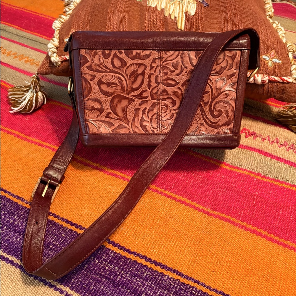 Brown Leather Floral Tooled Bag Purse SAS